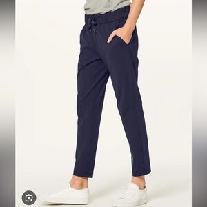 Lululemon On The Fly Pant 28”